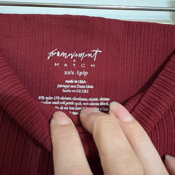 NWOT Free People Movement Good Karma 7/8 Leggings in Burgundy - Picture 5 of 7